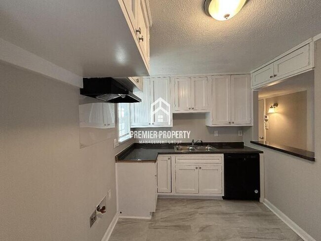 Foto del edificio - 1849 Mississippi Valley Blvd