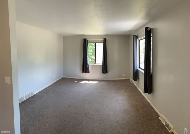 Building Photo - 5 br, 1 bath Duplex - 5223 Rich St