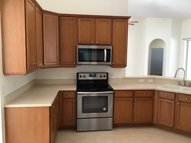 Foto del edificio - 3961 Long Branch Ln