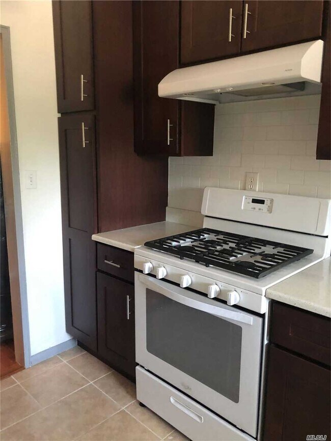 Foto del edificio - 125 Hempstead Gardens Dr