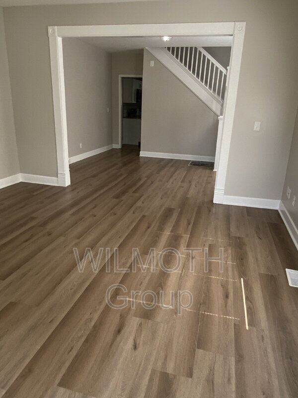 Foto del edificio - 1029 Blaine Ave