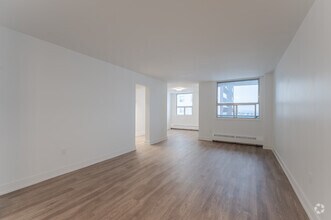 2BR, 1BA - 1106SF - Living Room - 2450 & 2460 Weston Rd