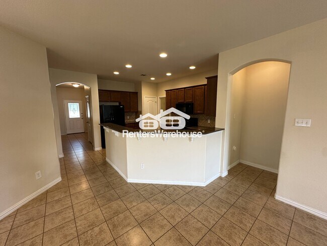 Foto del edificio - 155 Birdwell Ln