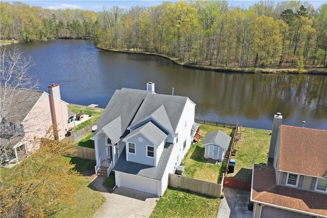 Photo - 1721 Chestwood Dr House