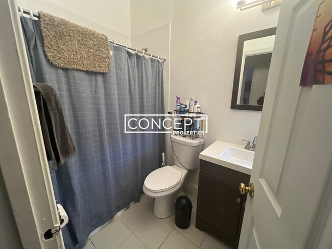 Building Photo - 168 Northampton St