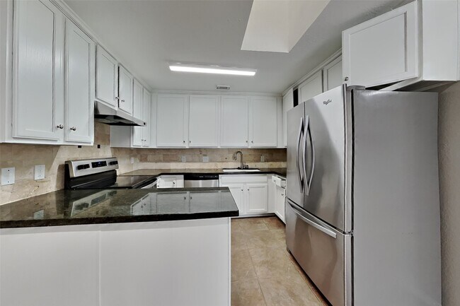 Foto del edificio - 21027 Terrace View Dr