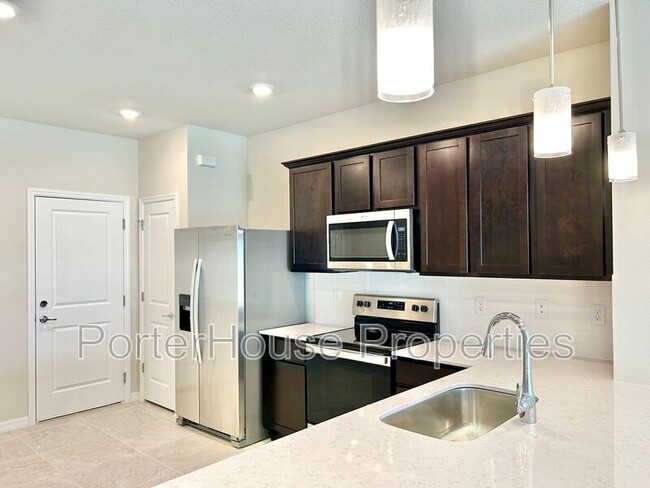 Building Photo - 4652 Sparkling Shell Ave