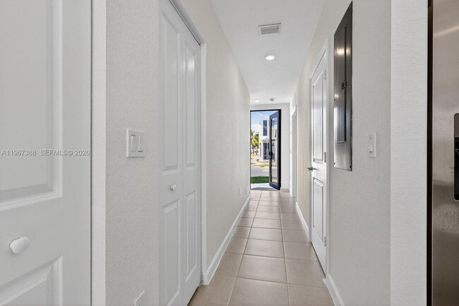 Building Photo - 13888 SW 261st Terrace