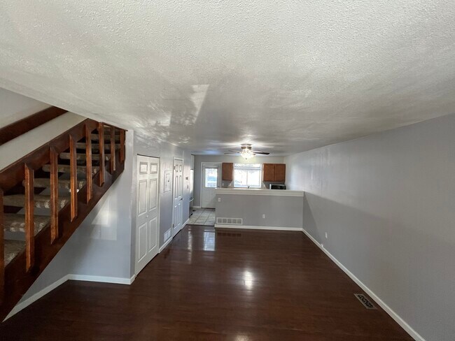 Building Photo - 9684 W Chatfield Ave
