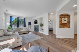 Building Photo - 10459 Summershade Ln