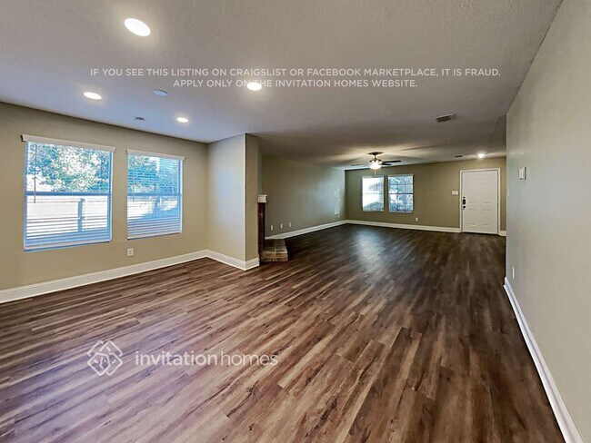 Foto del edificio - 2361 Live Oak Dr