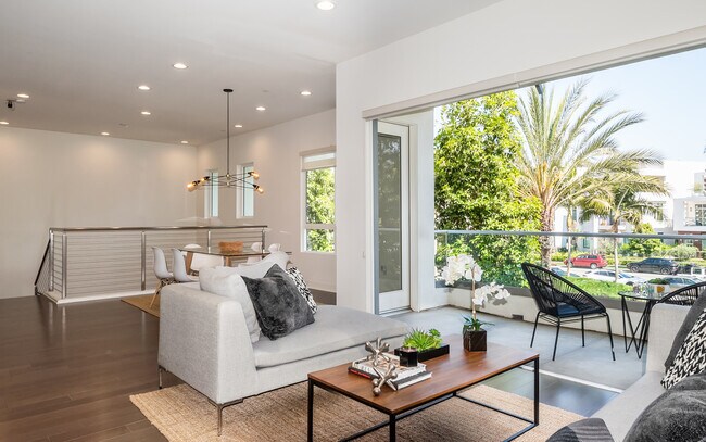 Foto del edificio - 12658 Sandhill Ln
