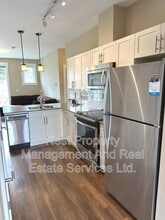 Building Photo - 103-110 Baxter Ave