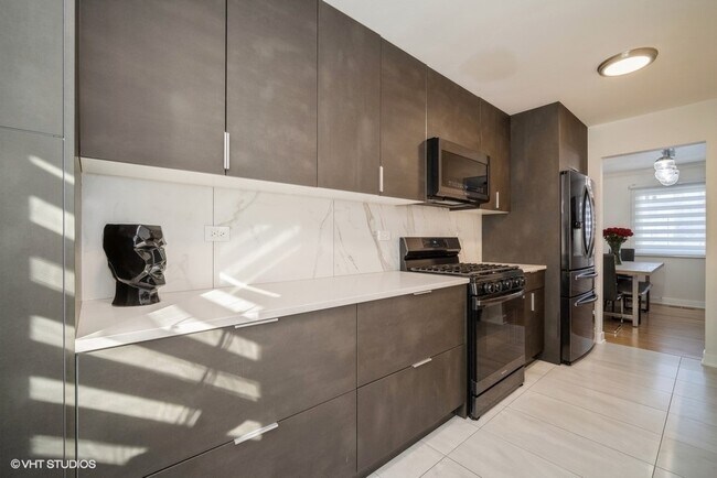 Foto del edificio - 1648 Tahoe Cir Dr