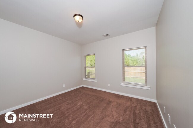 Building Photo - 185 Cedar Ridge