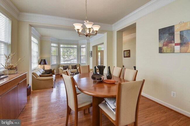 Foto del edificio - 6087 Piney Woods Ct