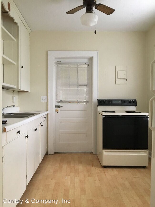 Foto del edificio - 2 br, 1 bath House - 415 Virginia Street