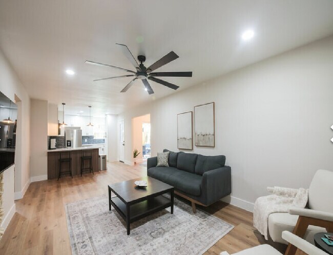 Foto del edificio - 2506 Swan Ct