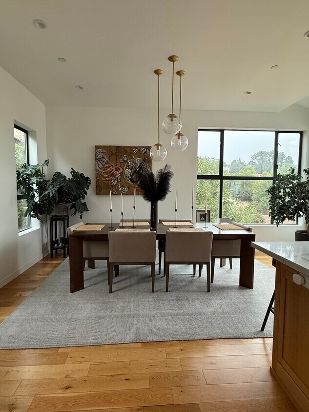 Foto principal - 4054 Jennings Dr