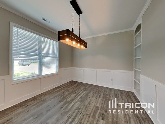 Building Photo - 26 Fish Whistle Ct