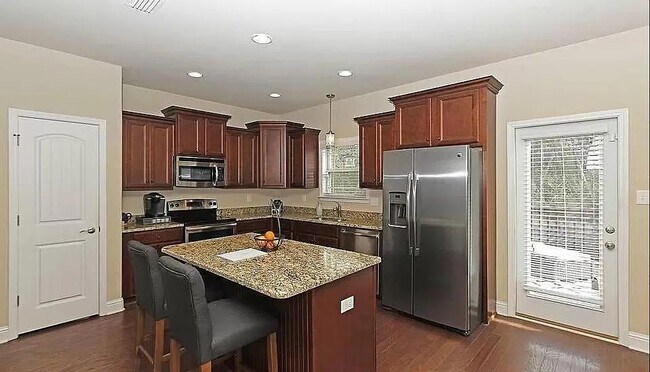 Building Photo - 10344 Sweet Bay Dr