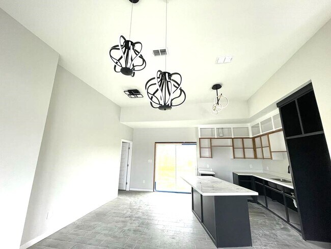 Foto del edificio - 2302 E Moore Rd