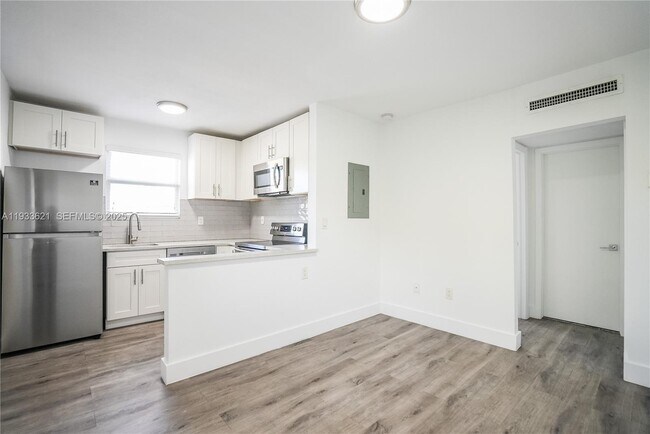 Foto del edificio - 1950 NW 2nd Ct