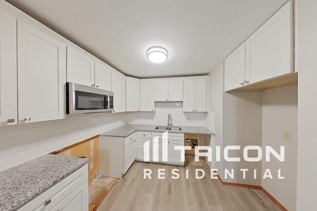 Foto del edificio - 1546 Grant Dr