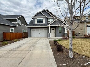 Building Photo - 20478 SE Elijah Ct