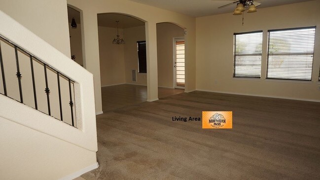 Building Photo - 7424 Mesquite Flor Dr