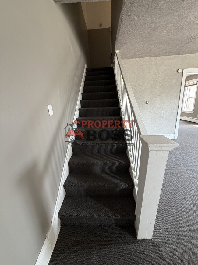 Foto del edificio - 546 E 7th Ave