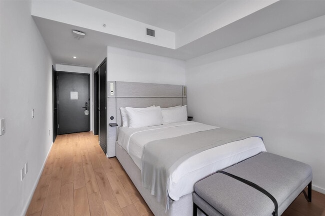 Foto del edificio - 398 NE 5th St