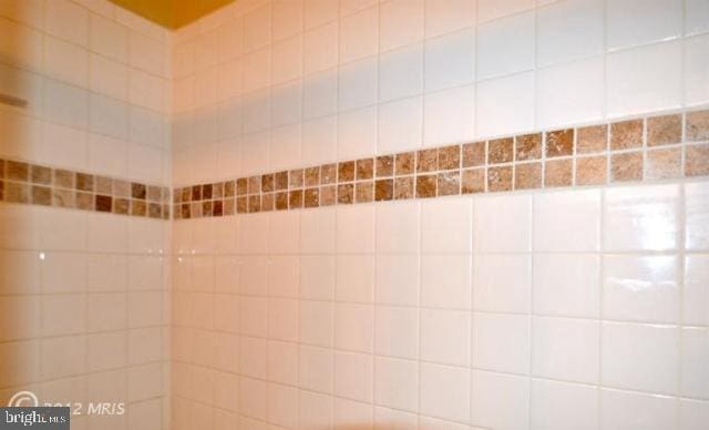 Foto del edificio - 2101 Highcourt Ln