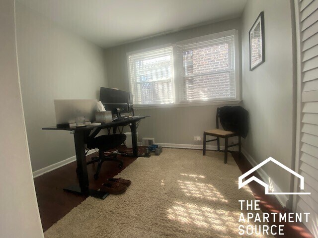 Foto del edificio - 2053 W Cuyler Ave