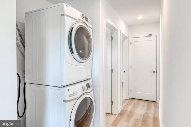 Building Photo - 1344 N Marston St