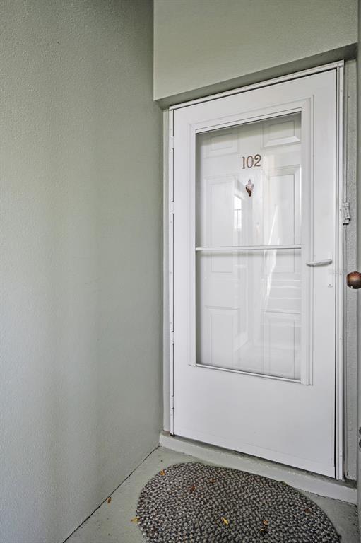 Foto del edificio - 240 Promenade Dr