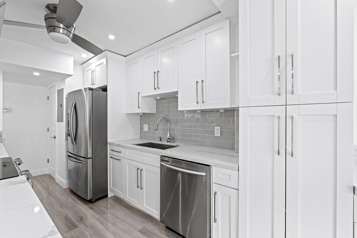 Foto principal - 149 NW 70th St