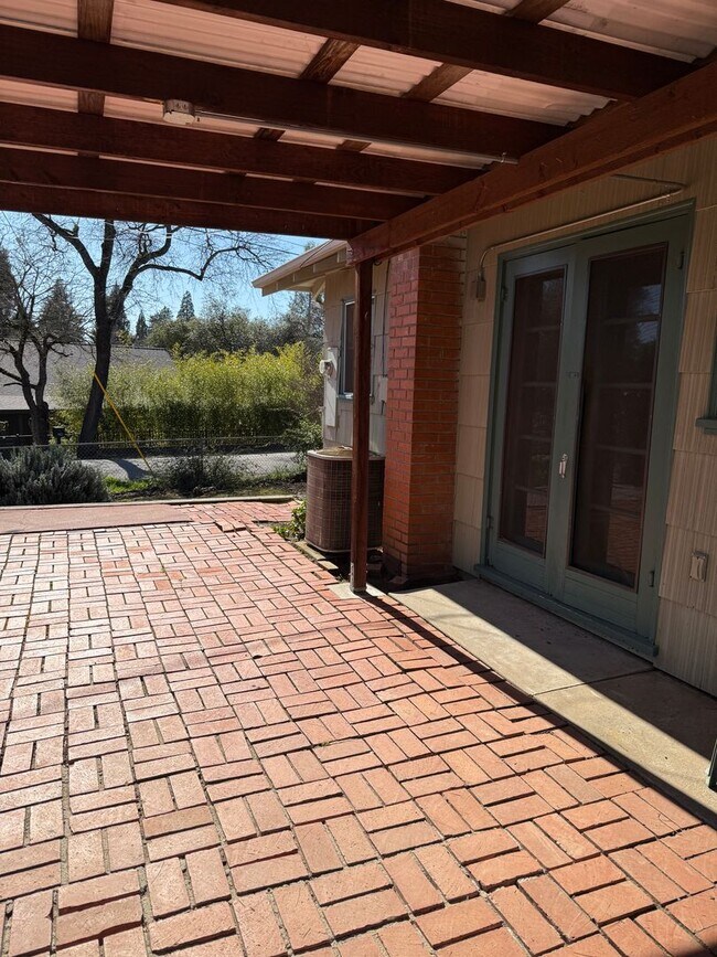 Foto del edificio - Charming 2-Bedroom Auburn Home with Beautiful Covered Patio!