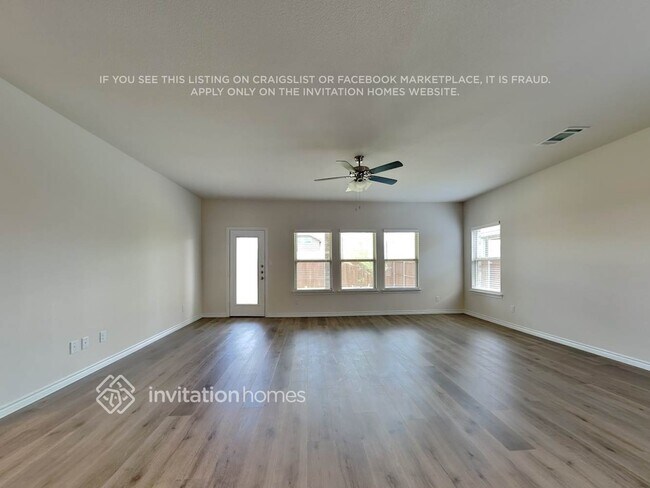 Foto del edificio - 7420 Seton Pl