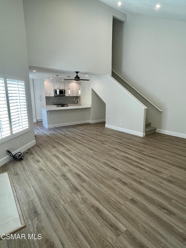 Building Photo - 760 Via Colinas