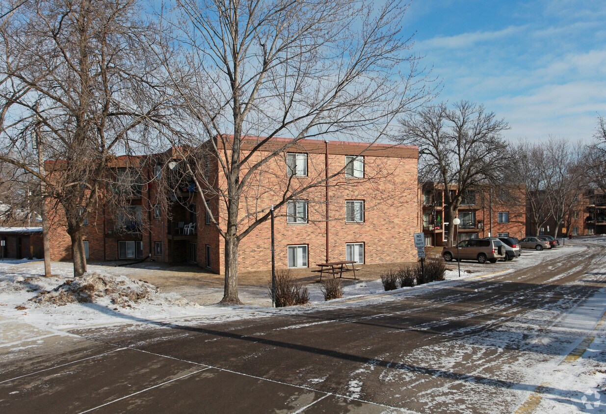 The Birchway Apartments Minneapolis, MN