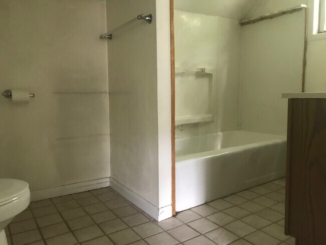 Foto del edificio - 5708 Pontiac Dr