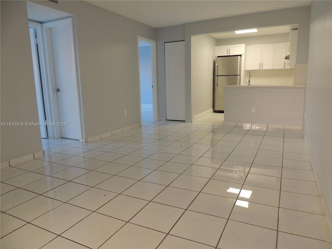 Building Photo - 15444 SW 85th Ln