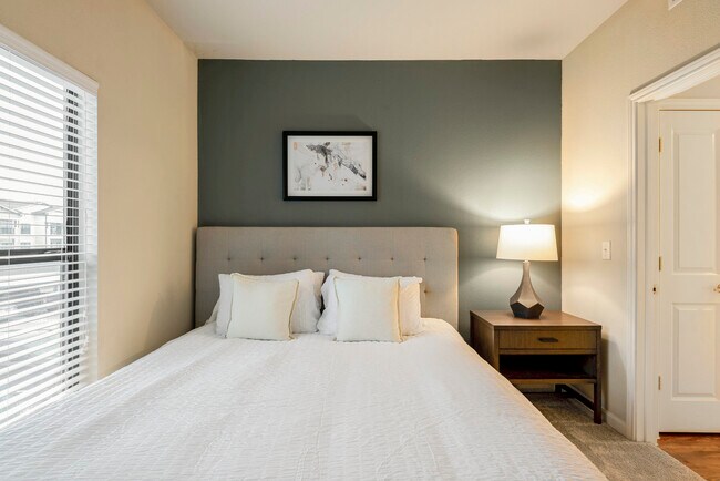 Foto del edificio - 715 W Slaughter Ln