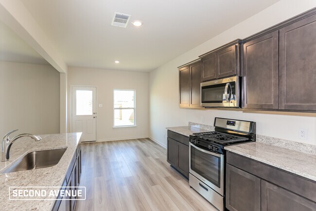 Foto del edificio - 1425 Sunkiss Dr