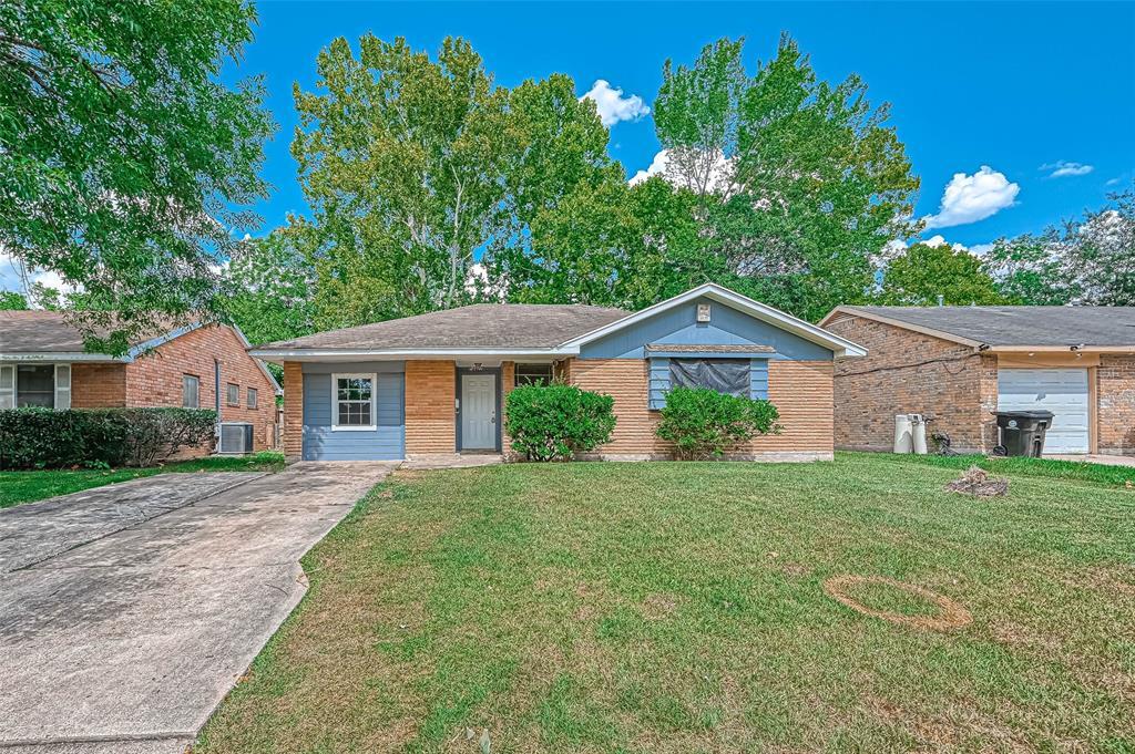 Primary Photo - 14427 Campden Hill Rd