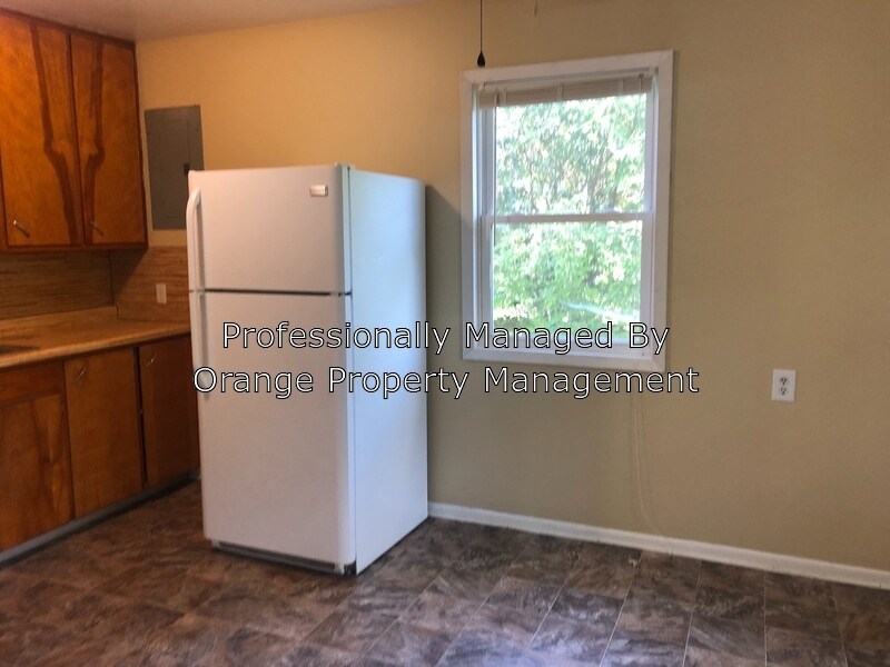 Primary Photo - 217.5 N Stark St