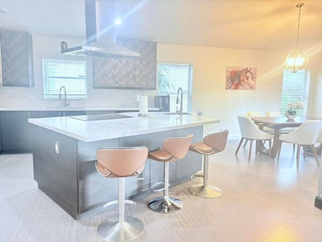 Photo - 1504 Lake Breeze Dr House