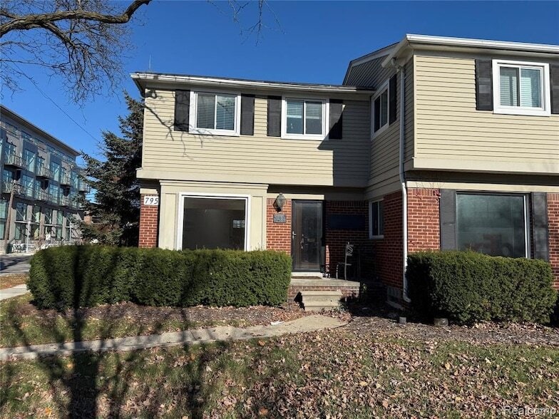 Foto principal - 1111 Holland St