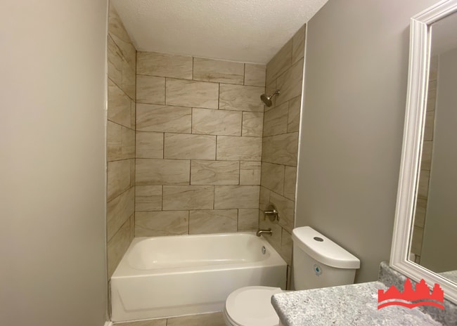 Building Photo - 3930 Chelsea Hill Dr